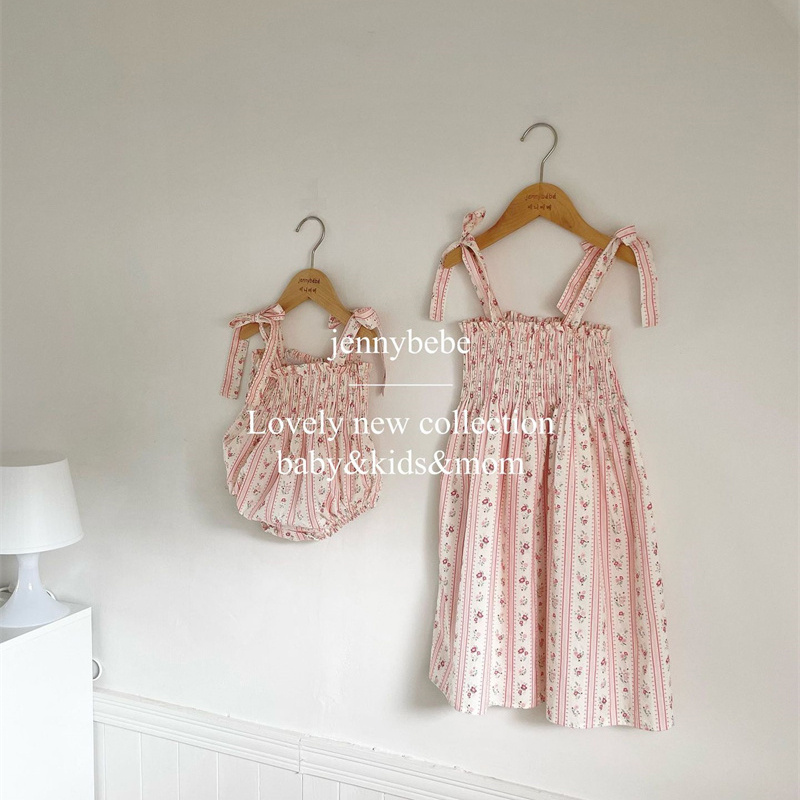 小さな女の子のための夏のロンパース、花柄の縞模様の夏のジャン - Baby Clothing Online のレビューと価格